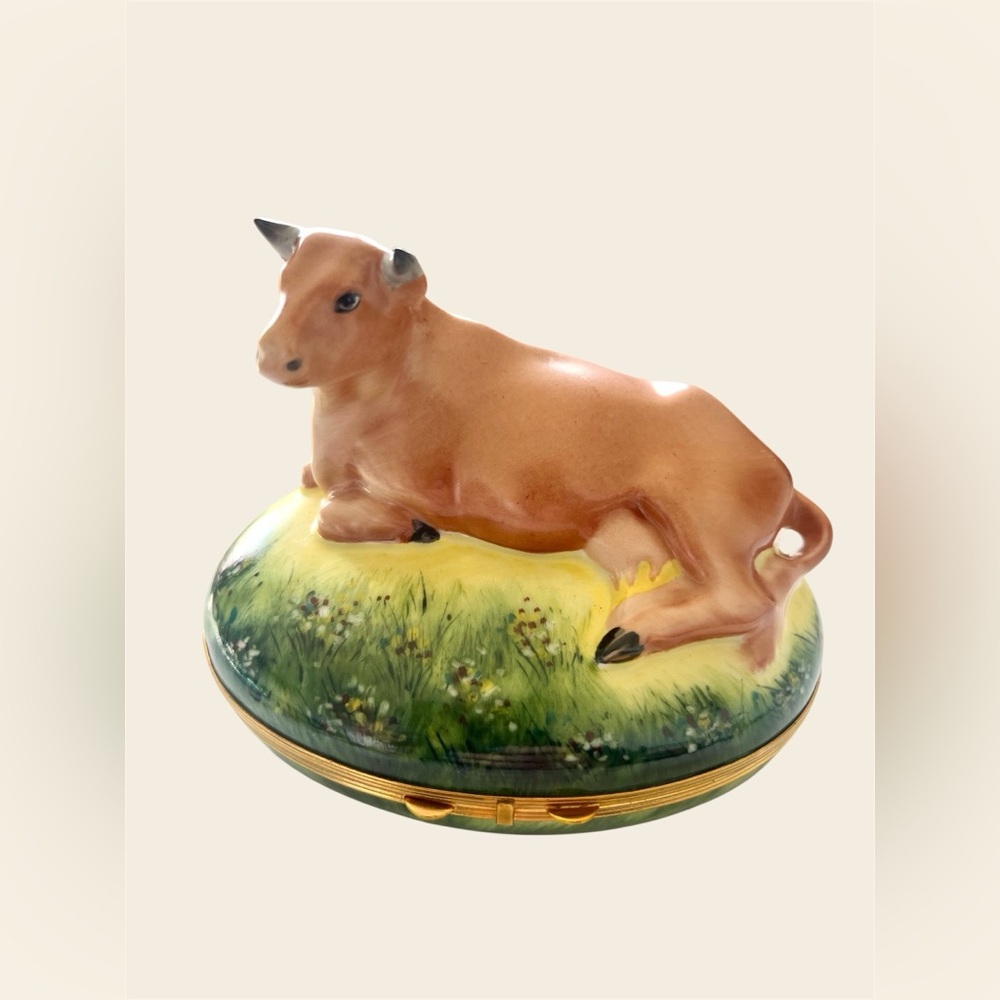 Limoges Cow Trinket Box